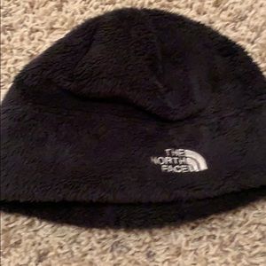 FINAL DROP The North Face beanie.